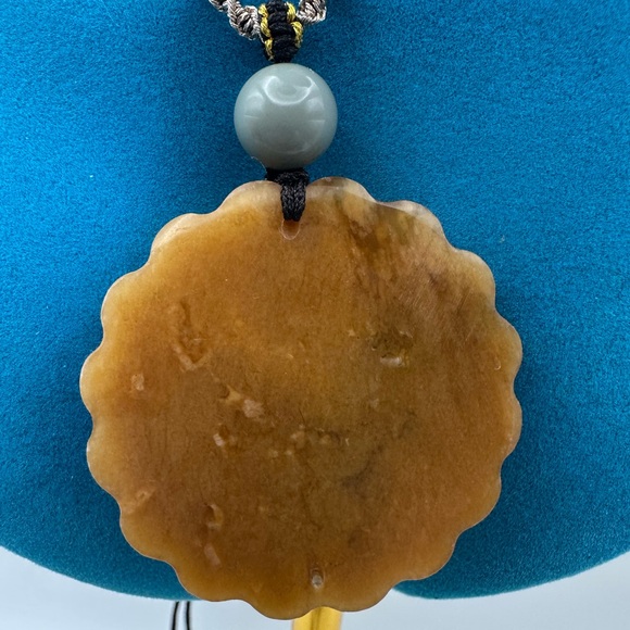 Xiu Yan Jade Crysanthamum Pendant Necklace on Woven Adjustable Nylon Rope - Picture 6 of 9